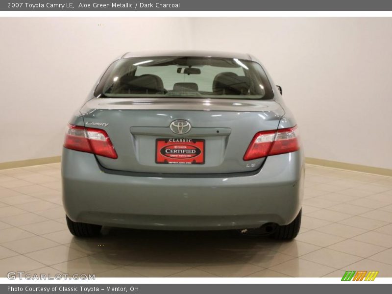 Aloe Green Metallic / Dark Charcoal 2007 Toyota Camry LE