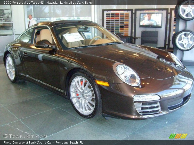 Macadamia Metallic / Sand Beige 2009 Porsche 911 Targa 4S