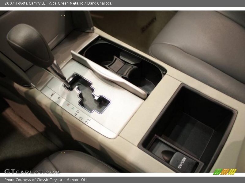 Aloe Green Metallic / Dark Charcoal 2007 Toyota Camry LE