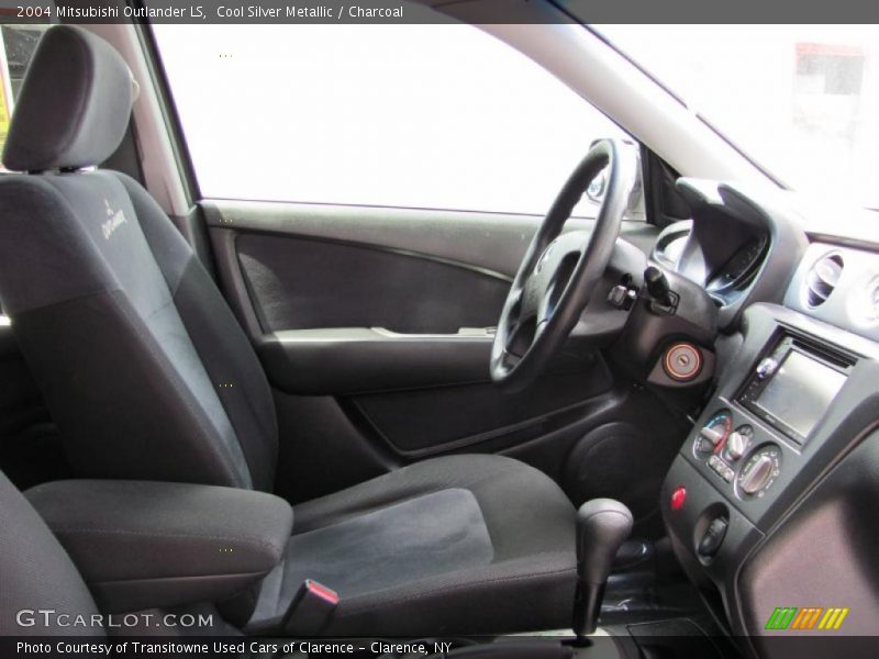 Cool Silver Metallic / Charcoal 2004 Mitsubishi Outlander LS