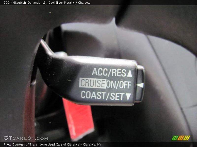Cool Silver Metallic / Charcoal 2004 Mitsubishi Outlander LS