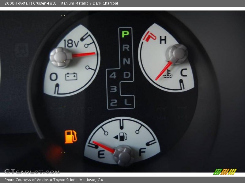 Titanium Metallic / Dark Charcoal 2008 Toyota FJ Cruiser 4WD