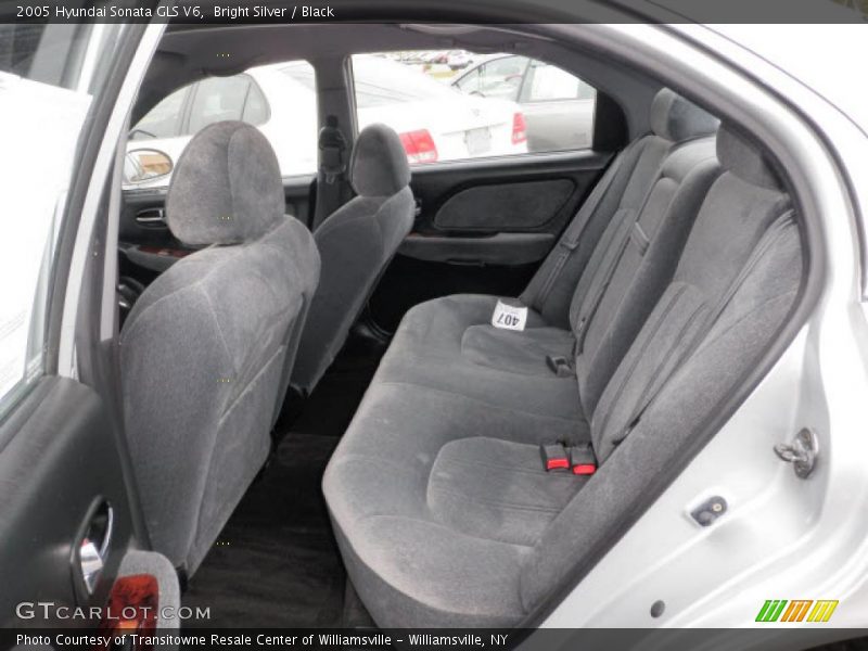 Bright Silver / Black 2005 Hyundai Sonata GLS V6