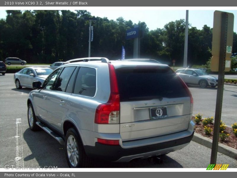 Silver Metallic / Off Black 2010 Volvo XC90 3.2