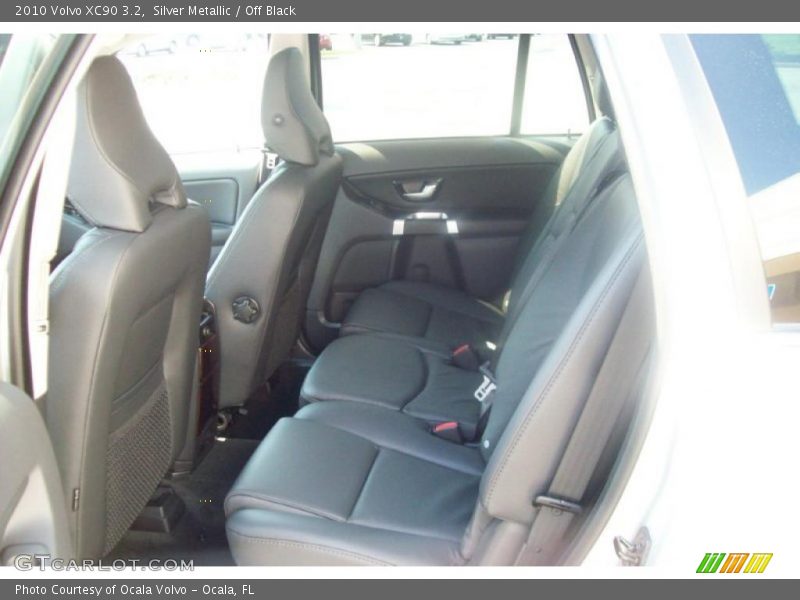 Silver Metallic / Off Black 2010 Volvo XC90 3.2