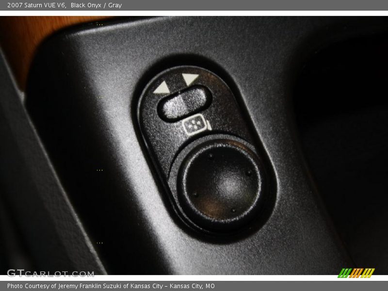 Black Onyx / Gray 2007 Saturn VUE V6