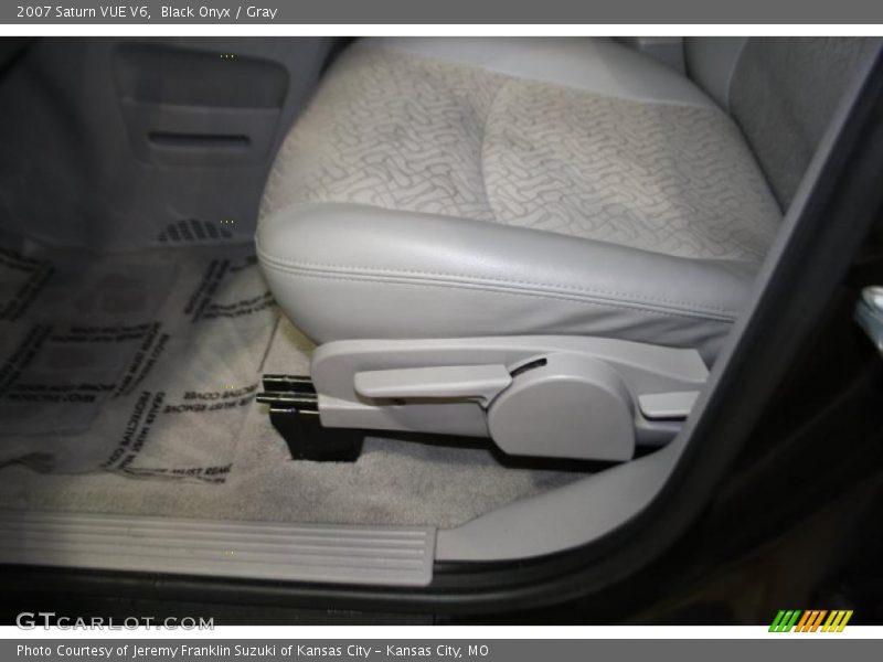 Black Onyx / Gray 2007 Saturn VUE V6