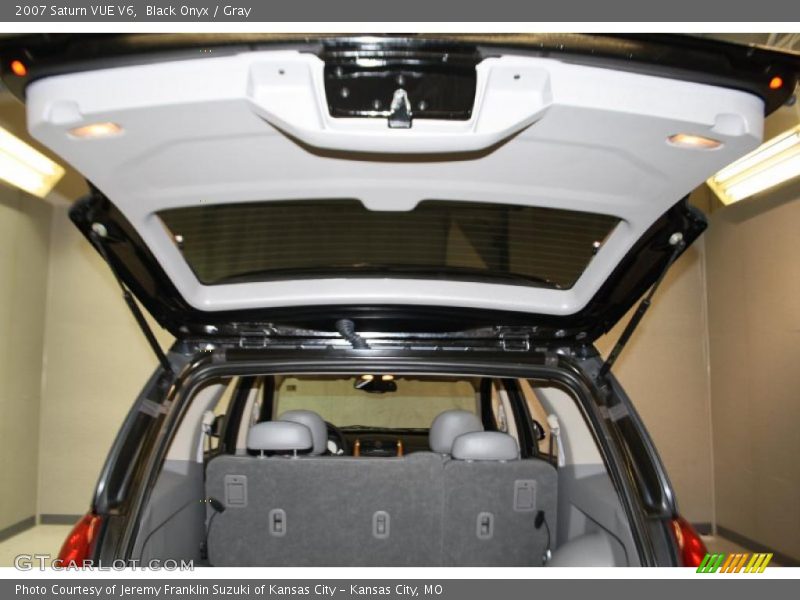 Black Onyx / Gray 2007 Saturn VUE V6