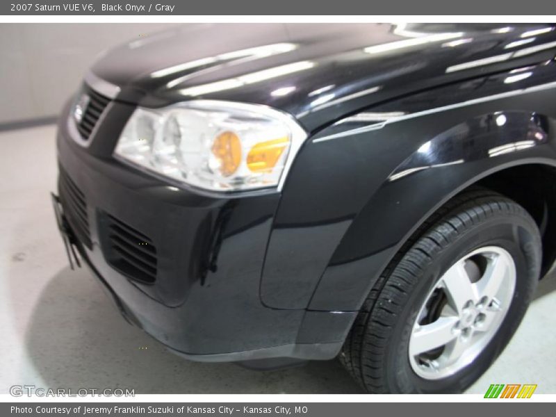 Black Onyx / Gray 2007 Saturn VUE V6