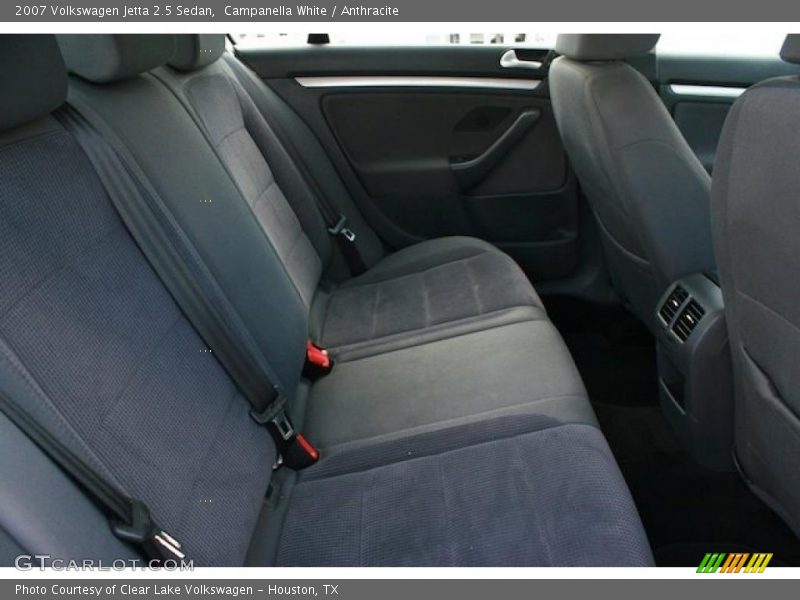 Campanella White / Anthracite 2007 Volkswagen Jetta 2.5 Sedan