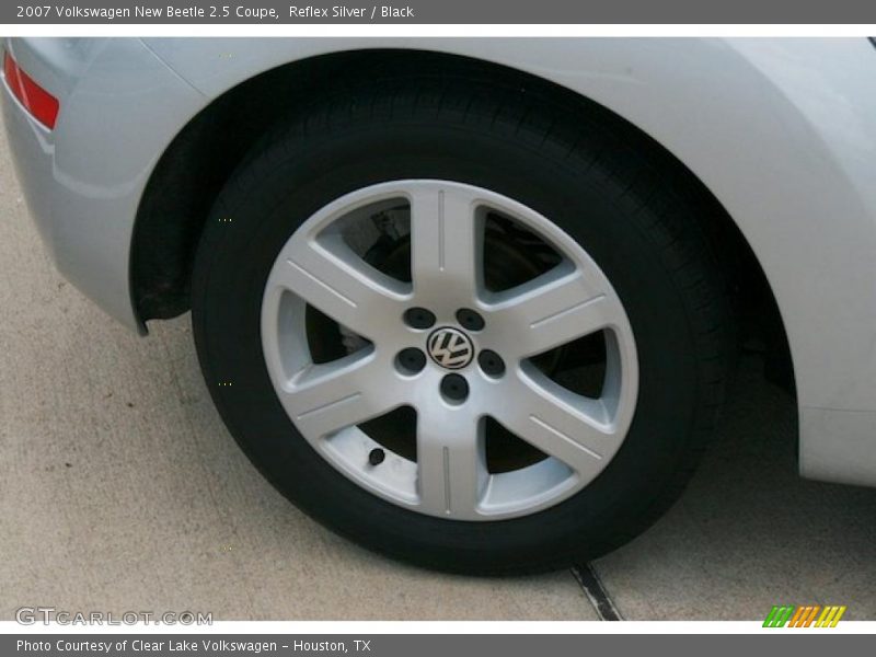 Reflex Silver / Black 2007 Volkswagen New Beetle 2.5 Coupe