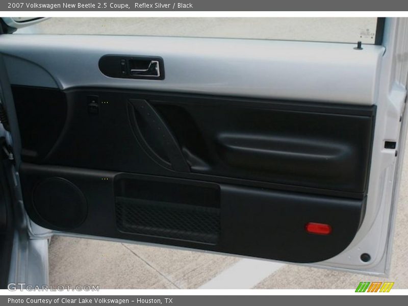Reflex Silver / Black 2007 Volkswagen New Beetle 2.5 Coupe