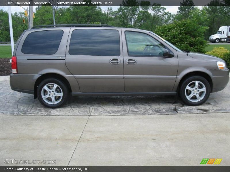 Bronzemist Metallic / Neutral Beige 2005 Chevrolet Uplander LS