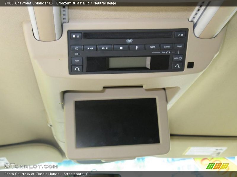 Bronzemist Metallic / Neutral Beige 2005 Chevrolet Uplander LS