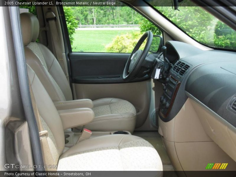 Bronzemist Metallic / Neutral Beige 2005 Chevrolet Uplander LS