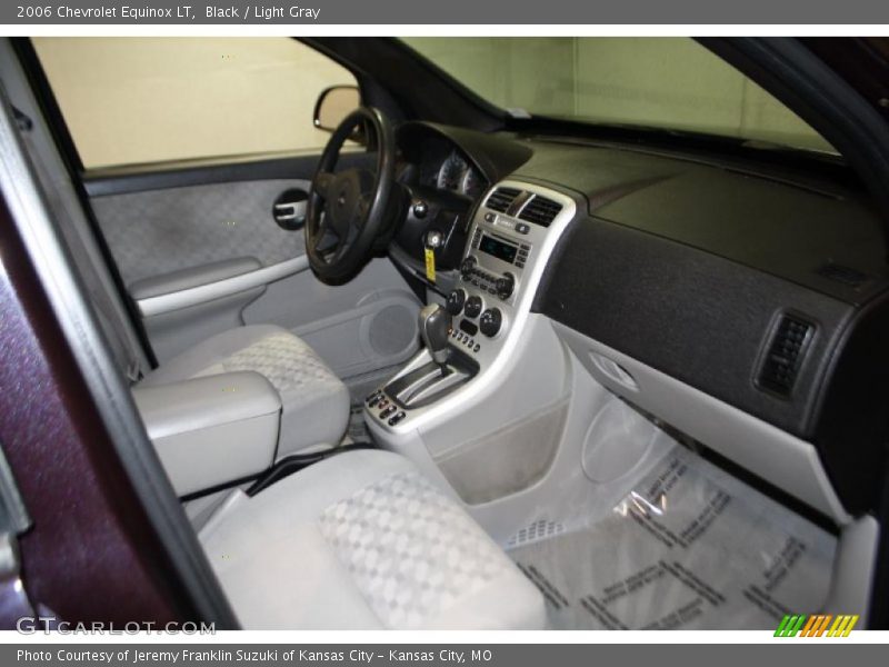 Black / Light Gray 2006 Chevrolet Equinox LT