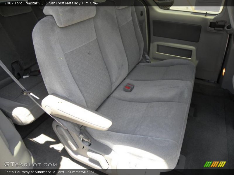 Silver Frost Metallic / Flint Gray 2007 Ford Freestar SE