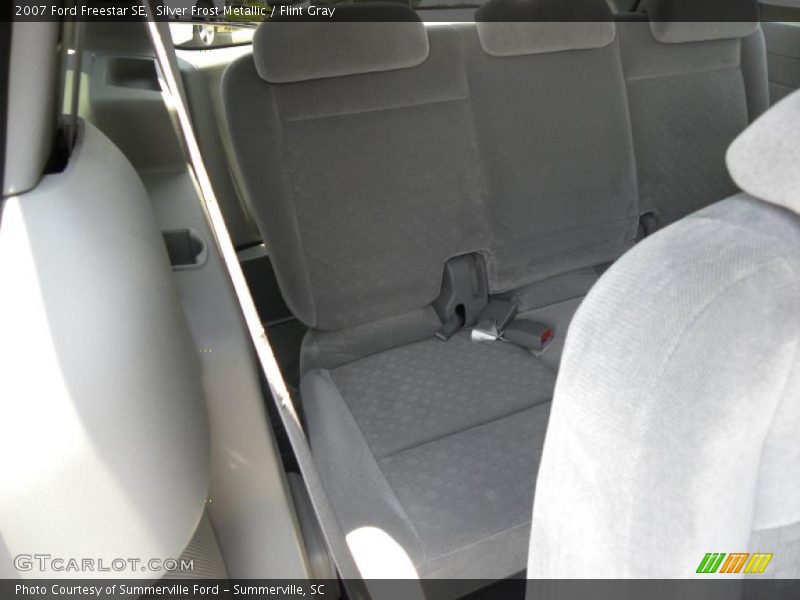 Silver Frost Metallic / Flint Gray 2007 Ford Freestar SE