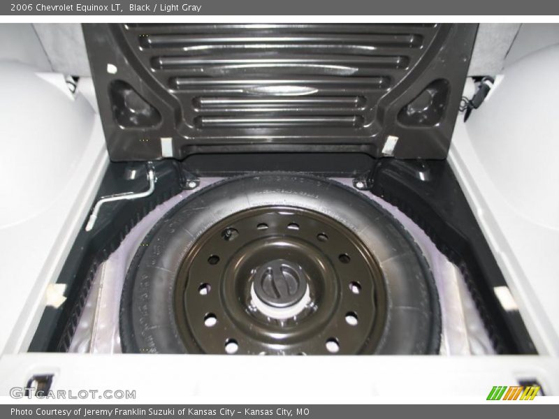Black / Light Gray 2006 Chevrolet Equinox LT