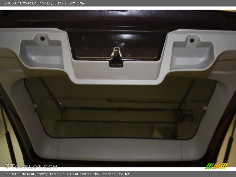 Black / Light Gray 2006 Chevrolet Equinox LT