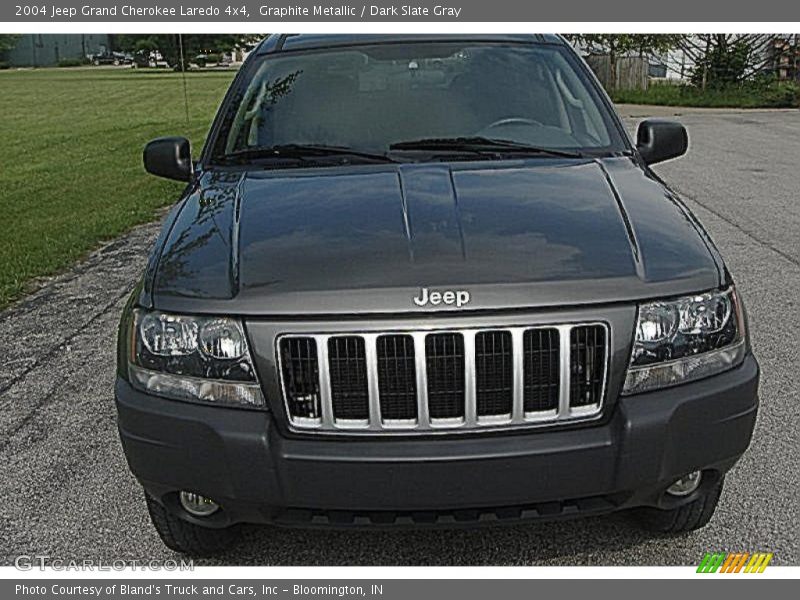Graphite Metallic / Dark Slate Gray 2004 Jeep Grand Cherokee Laredo 4x4