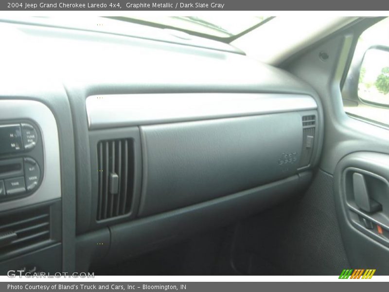 Graphite Metallic / Dark Slate Gray 2004 Jeep Grand Cherokee Laredo 4x4