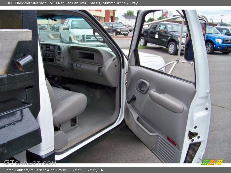 Summit White / Gray 2000 Chevrolet Silverado 3500 Regular Cab 4x4 Chassis