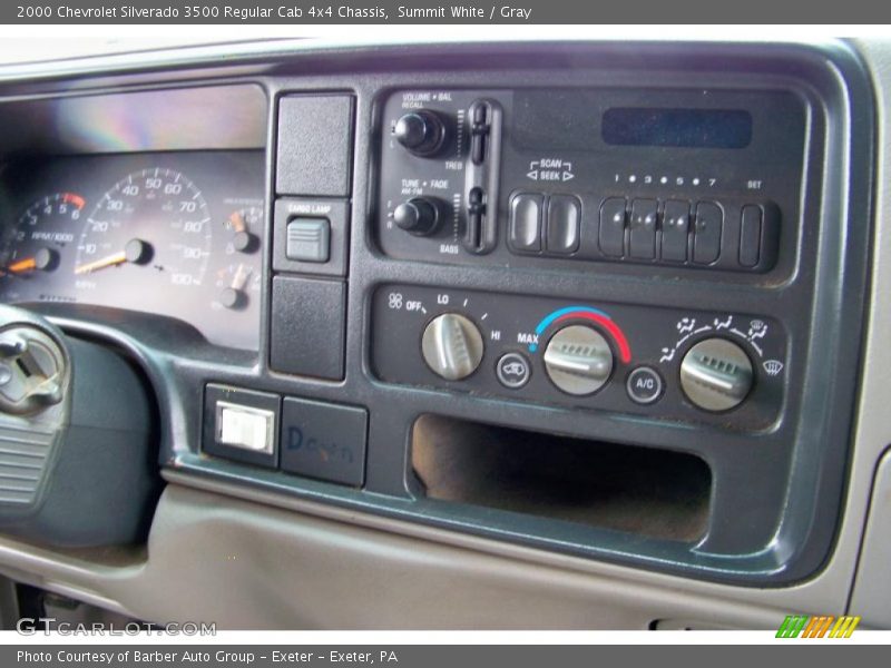 Summit White / Gray 2000 Chevrolet Silverado 3500 Regular Cab 4x4 Chassis