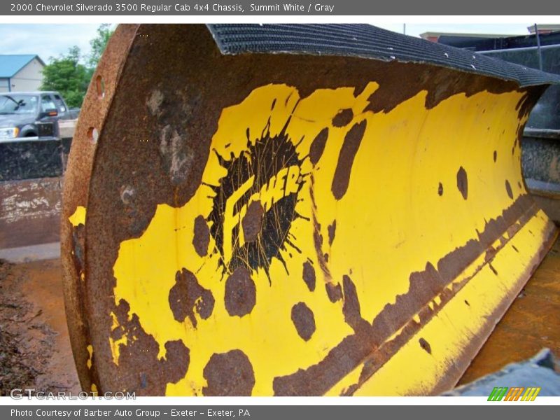 Summit White / Gray 2000 Chevrolet Silverado 3500 Regular Cab 4x4 Chassis