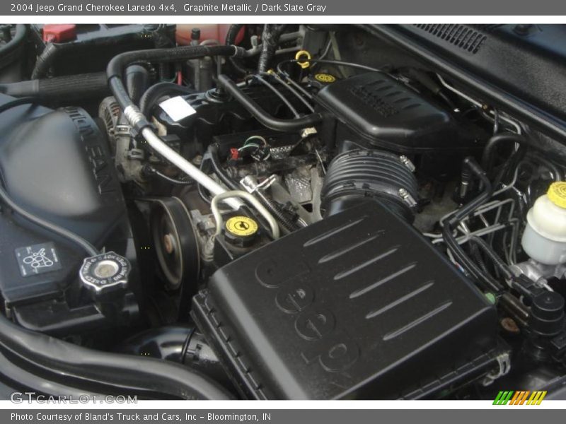 Graphite Metallic / Dark Slate Gray 2004 Jeep Grand Cherokee Laredo 4x4
