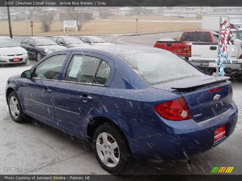 Arrival Blue Metallic / Gray 2005 Chevrolet Cobalt Sedan