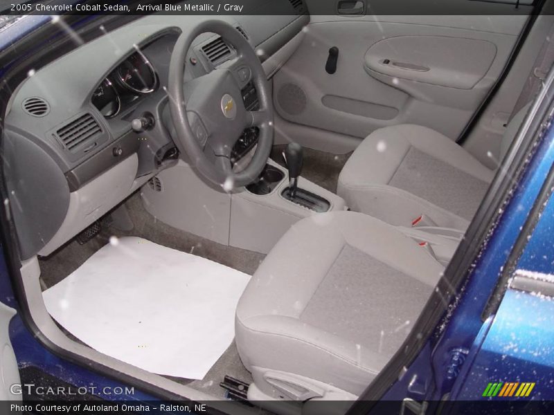 Arrival Blue Metallic / Gray 2005 Chevrolet Cobalt Sedan