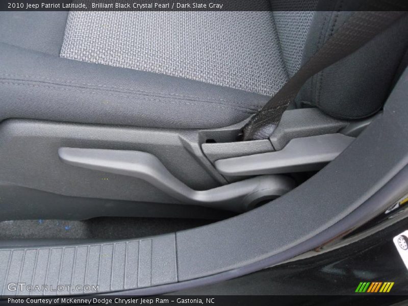 Brilliant Black Crystal Pearl / Dark Slate Gray 2010 Jeep Patriot Latitude