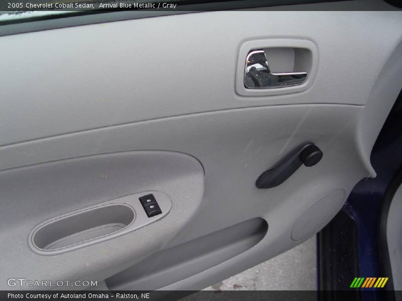 Arrival Blue Metallic / Gray 2005 Chevrolet Cobalt Sedan