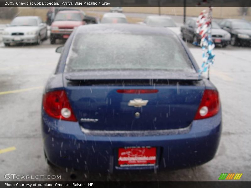 Arrival Blue Metallic / Gray 2005 Chevrolet Cobalt Sedan