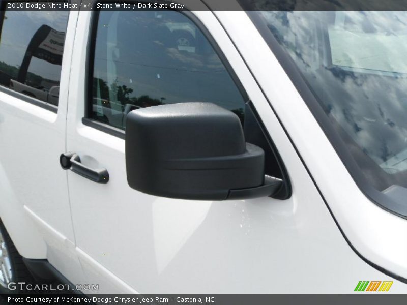 Stone White / Dark Slate Gray 2010 Dodge Nitro Heat 4x4