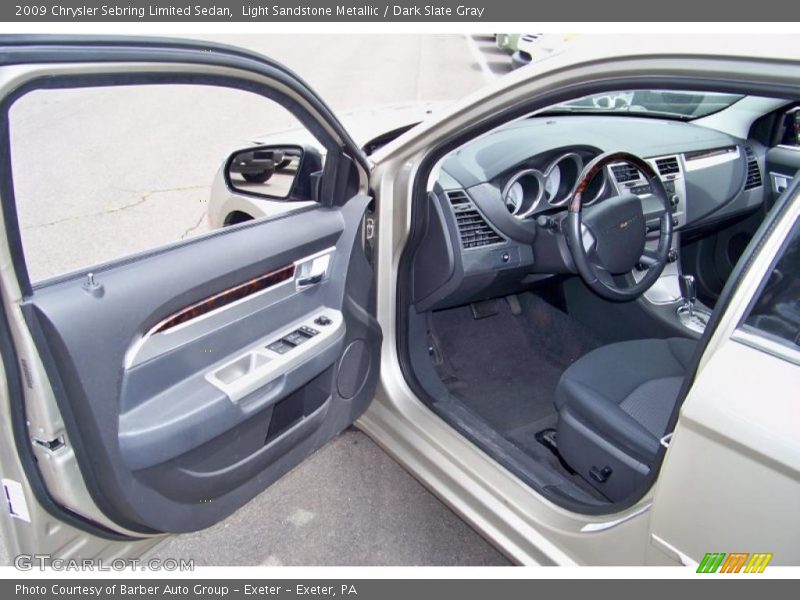 Light Sandstone Metallic / Dark Slate Gray 2009 Chrysler Sebring Limited Sedan