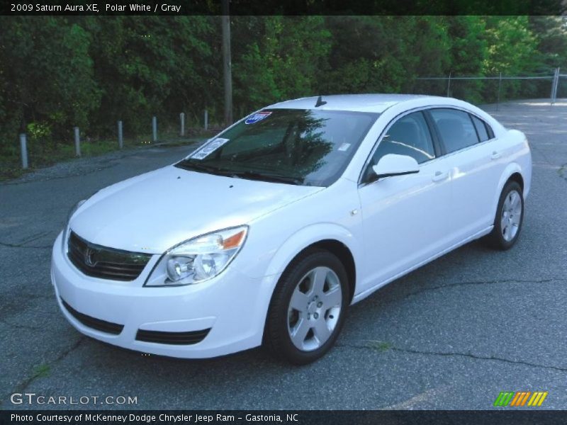Polar White / Gray 2009 Saturn Aura XE