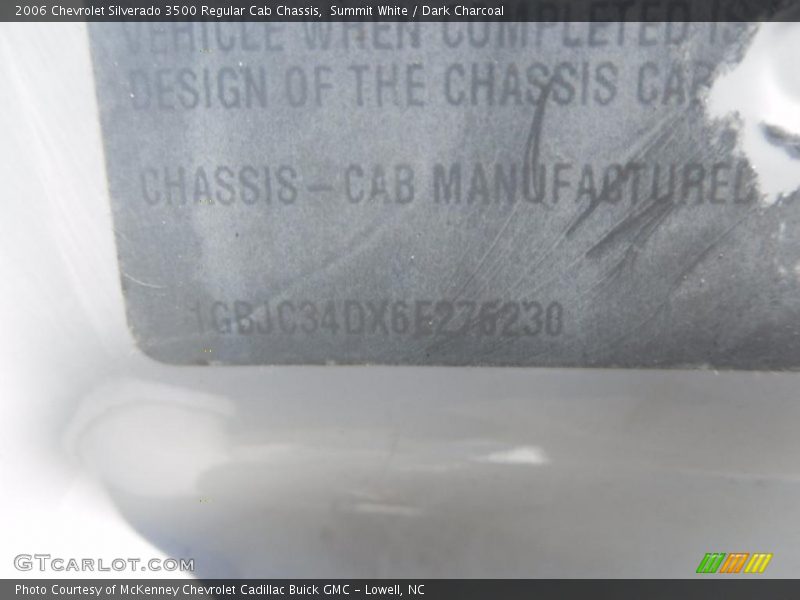 Summit White / Dark Charcoal 2006 Chevrolet Silverado 3500 Regular Cab Chassis