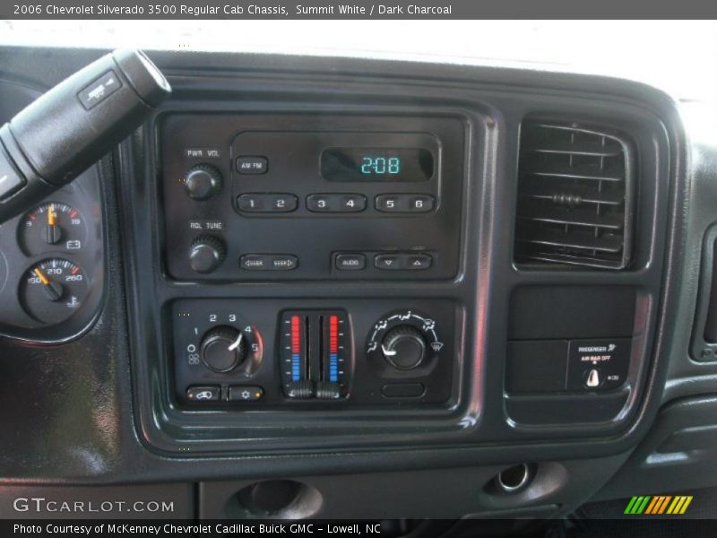 Summit White / Dark Charcoal 2006 Chevrolet Silverado 3500 Regular Cab Chassis