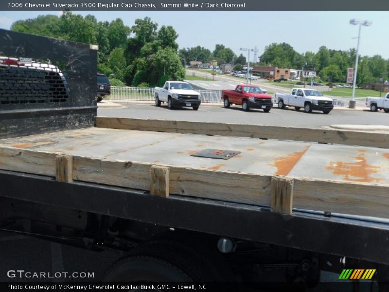 Summit White / Dark Charcoal 2006 Chevrolet Silverado 3500 Regular Cab Chassis