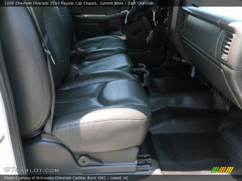 Summit White / Dark Charcoal 2006 Chevrolet Silverado 3500 Regular Cab Chassis