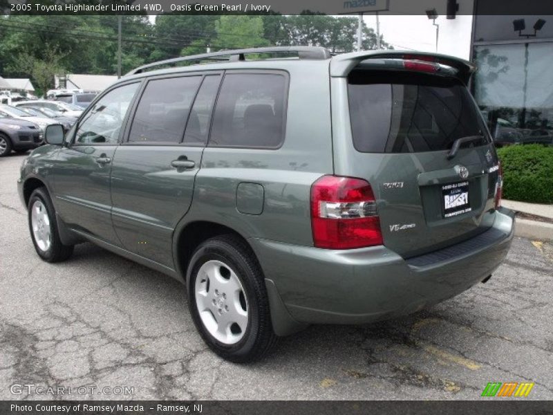 Oasis Green Pearl / Ivory 2005 Toyota Highlander Limited 4WD