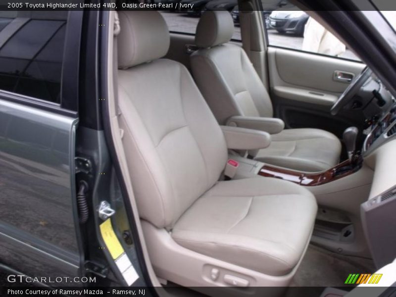 Oasis Green Pearl / Ivory 2005 Toyota Highlander Limited 4WD