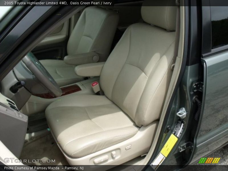Oasis Green Pearl / Ivory 2005 Toyota Highlander Limited 4WD