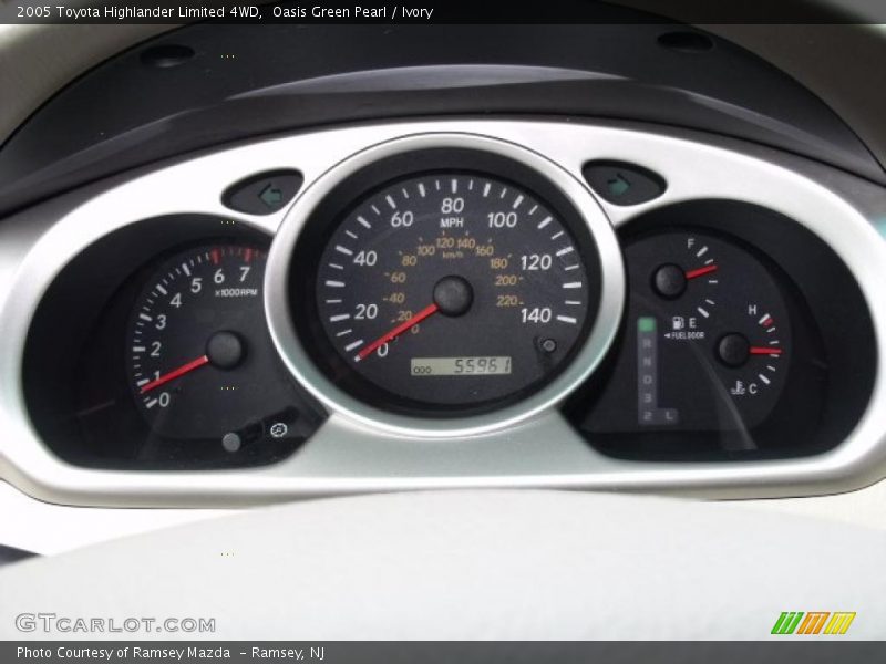 Oasis Green Pearl / Ivory 2005 Toyota Highlander Limited 4WD