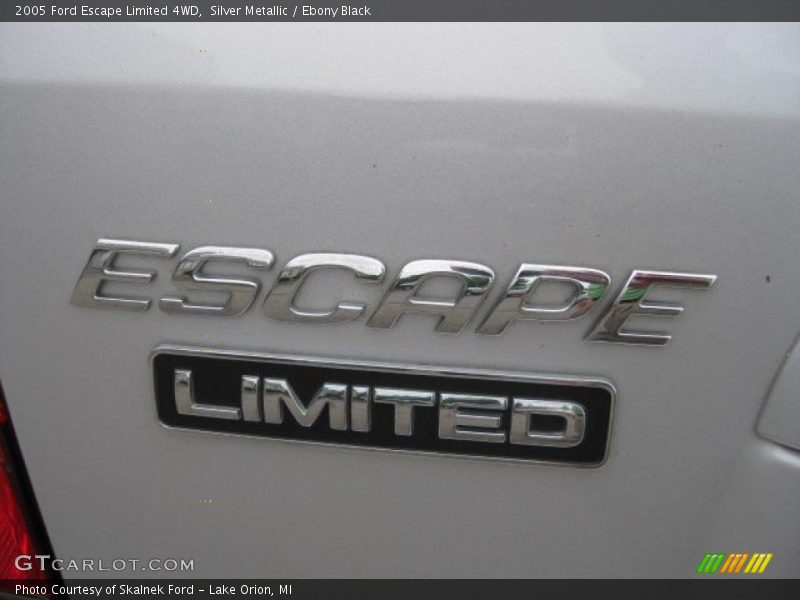 Silver Metallic / Ebony Black 2005 Ford Escape Limited 4WD
