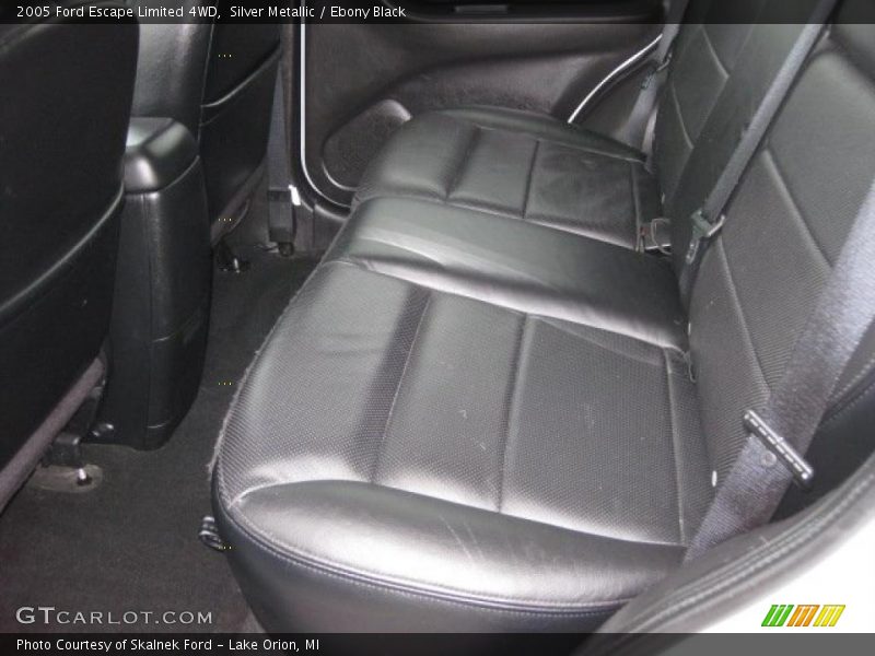 Silver Metallic / Ebony Black 2005 Ford Escape Limited 4WD