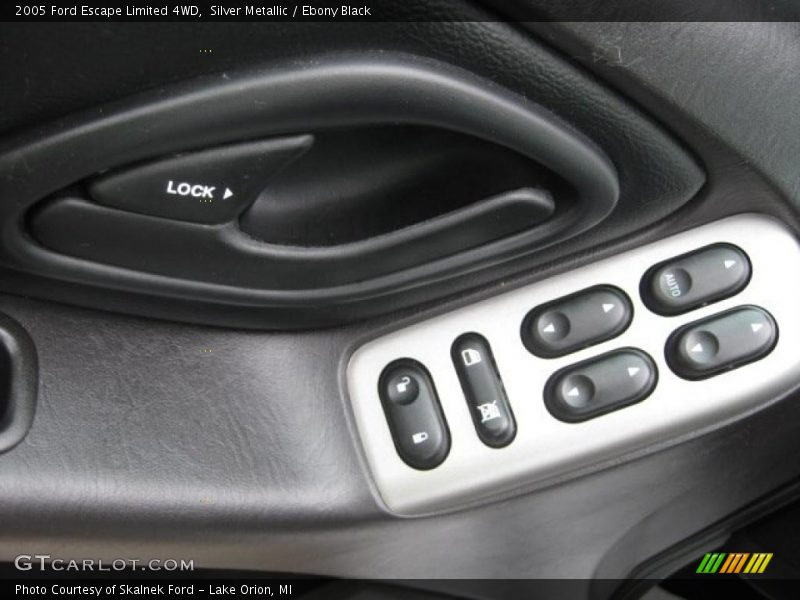 Silver Metallic / Ebony Black 2005 Ford Escape Limited 4WD