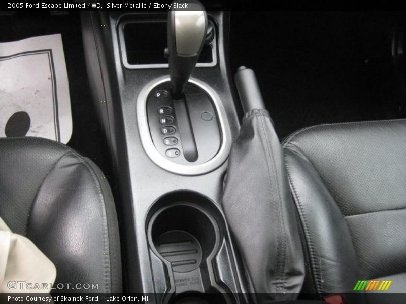 Silver Metallic / Ebony Black 2005 Ford Escape Limited 4WD